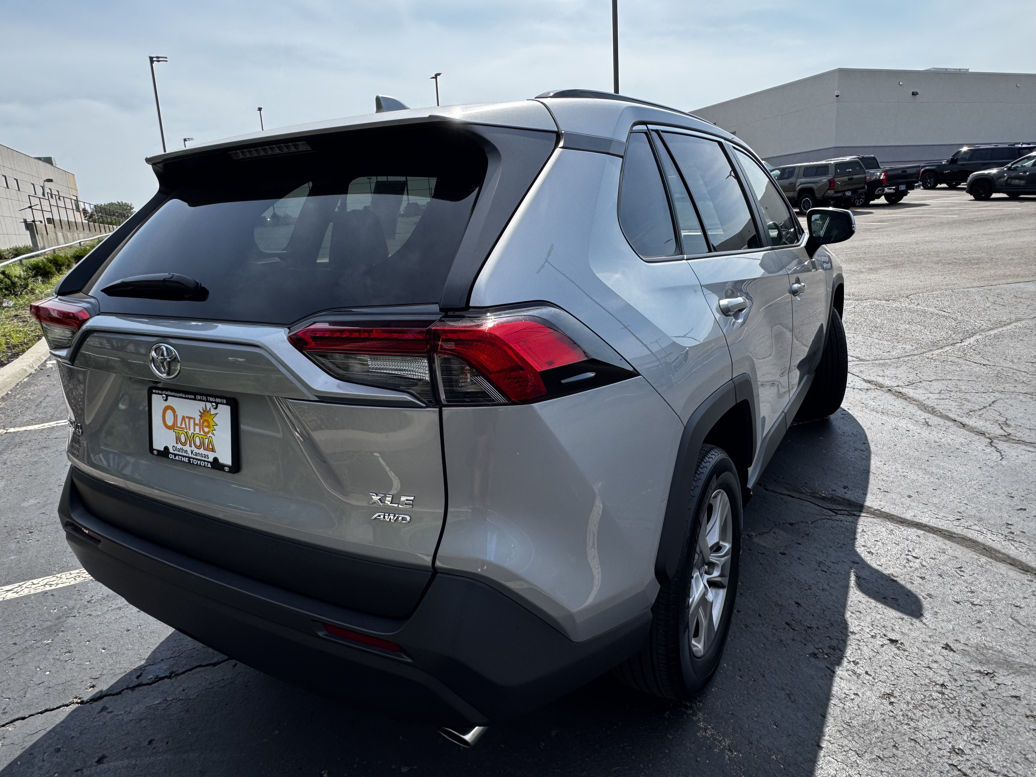 Certified 2025 Toyota RAV4 XLE AWD/4WD image 3
