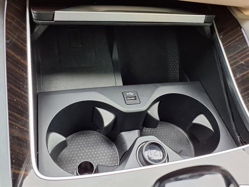 Used 2021 BMW X6 xDrive40i w/ Premium Package image 20