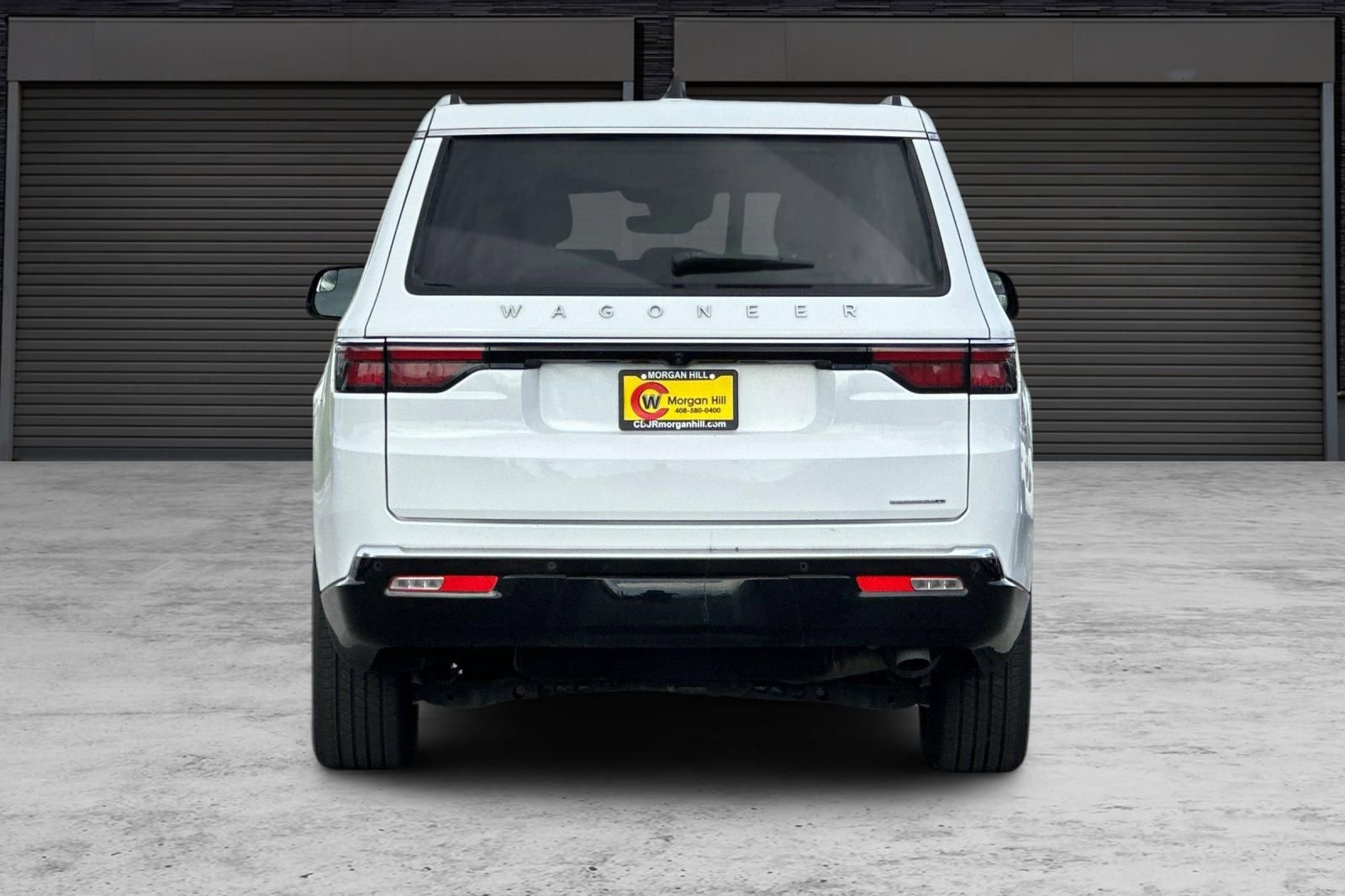 Used 2024 Jeep Wagoneer L Series II w/ Flexible Seating Group image 5