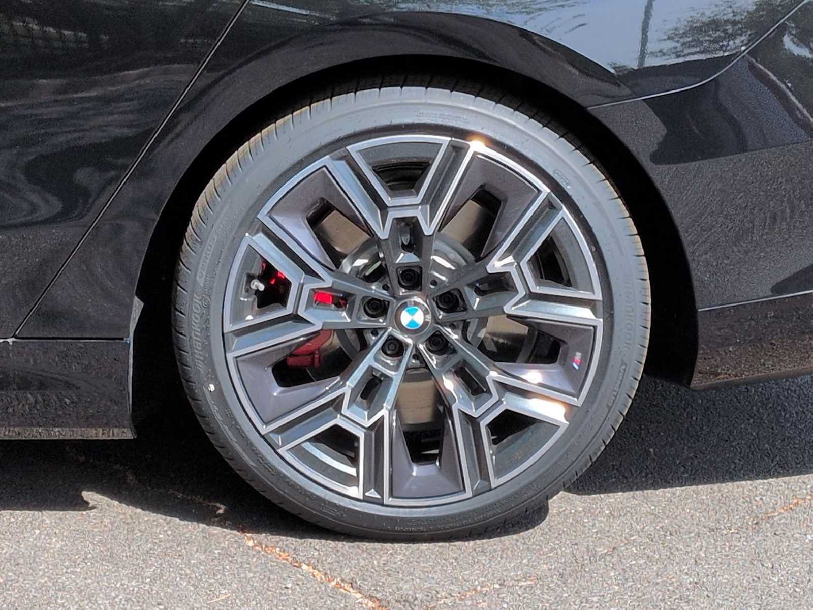 New 2026 BMW i5 AWD/4WD image 14