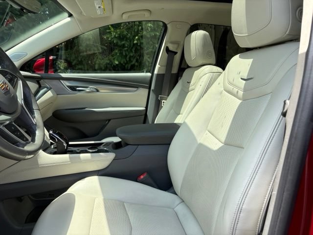 Certified 2023 Cadillac XT5 Premium Luxury w/ Technology Package AWD/4WD image 26
