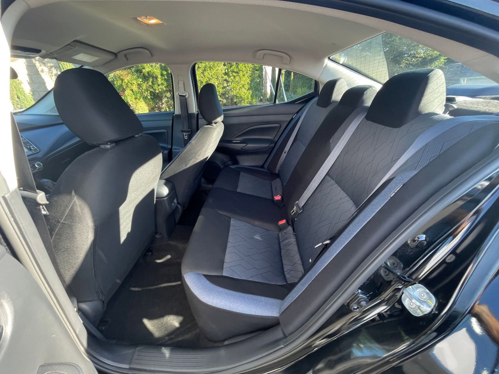 Used 2025 Nissan Versa SV image 23