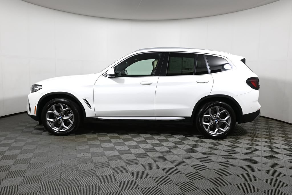 Used 2023 BMW X3 xDrive30i w/ Premium Package AWD/4WD image 2