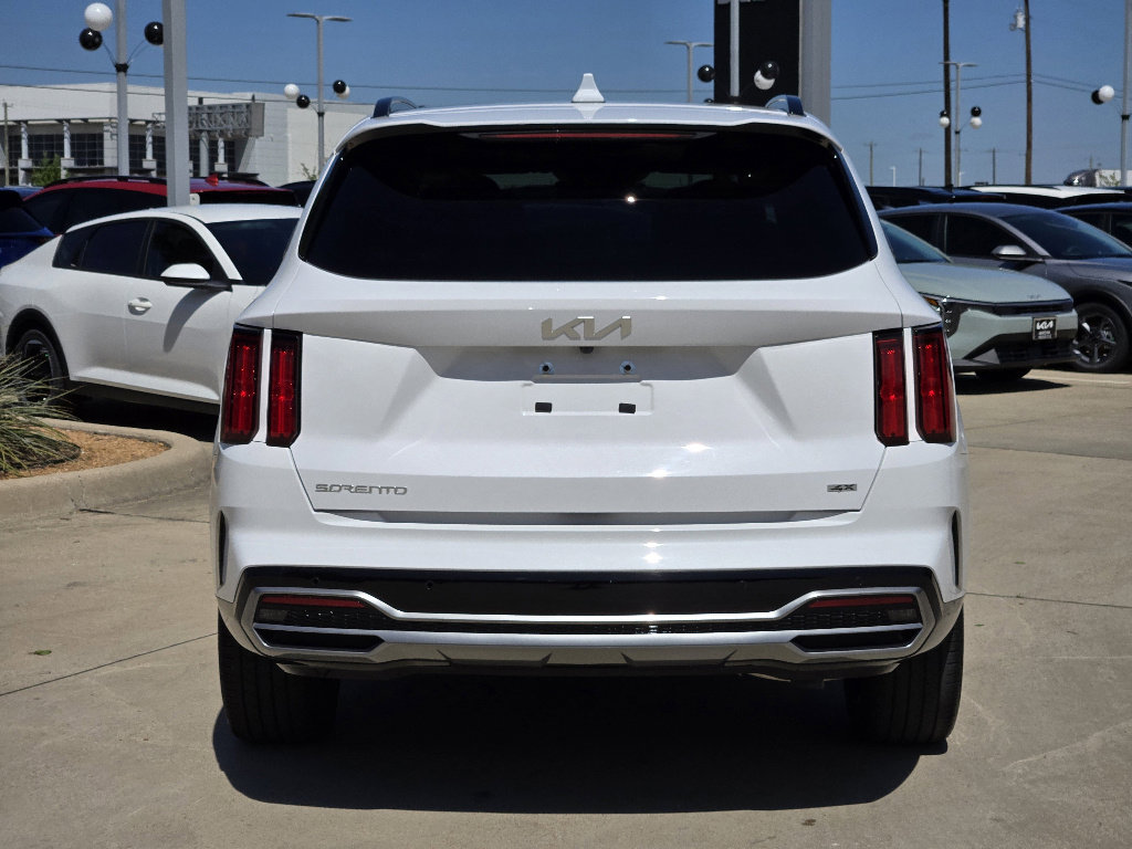 Used 2023 Kia Sorento SX image 13