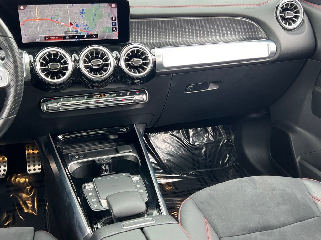 Used 2022 Mercedes-Benz EQB 300 4MATIC image 26