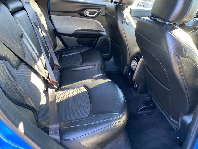 Used 2024 Jeep Compass Latitude AWD/4WD image 20