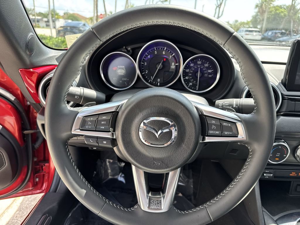 Used 2023 MAZDA MX-5 Miata Grand Touring w/ Weather Package RWD image 47