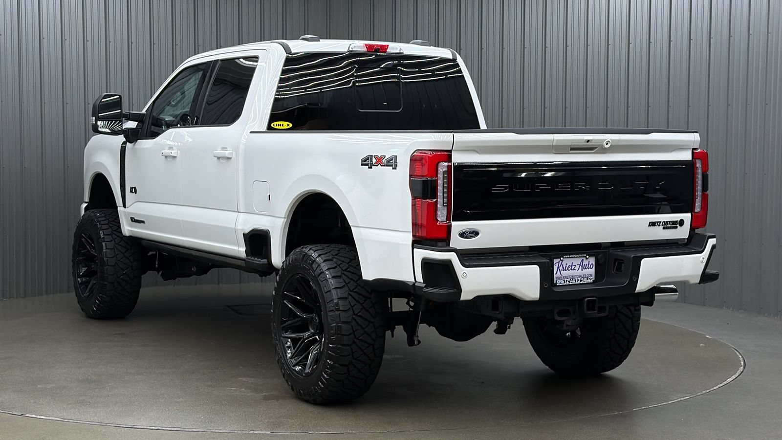 Used 2026 Ford F250 Platinum AWD/4WD image 3