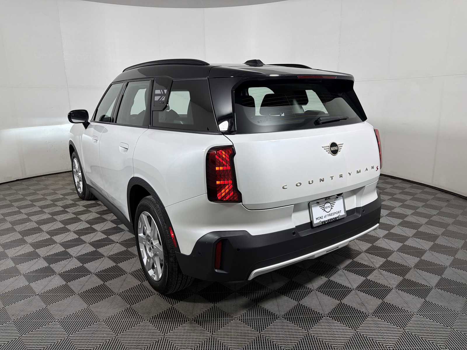 Certified 2025 MINI Cooper Countryman S image 5