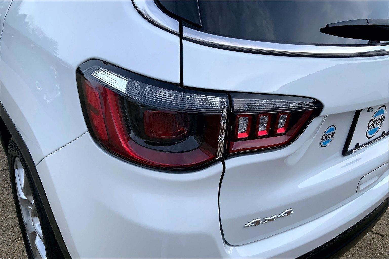 Certified 2022 Jeep Compass Latitude AWD/4WD image 27