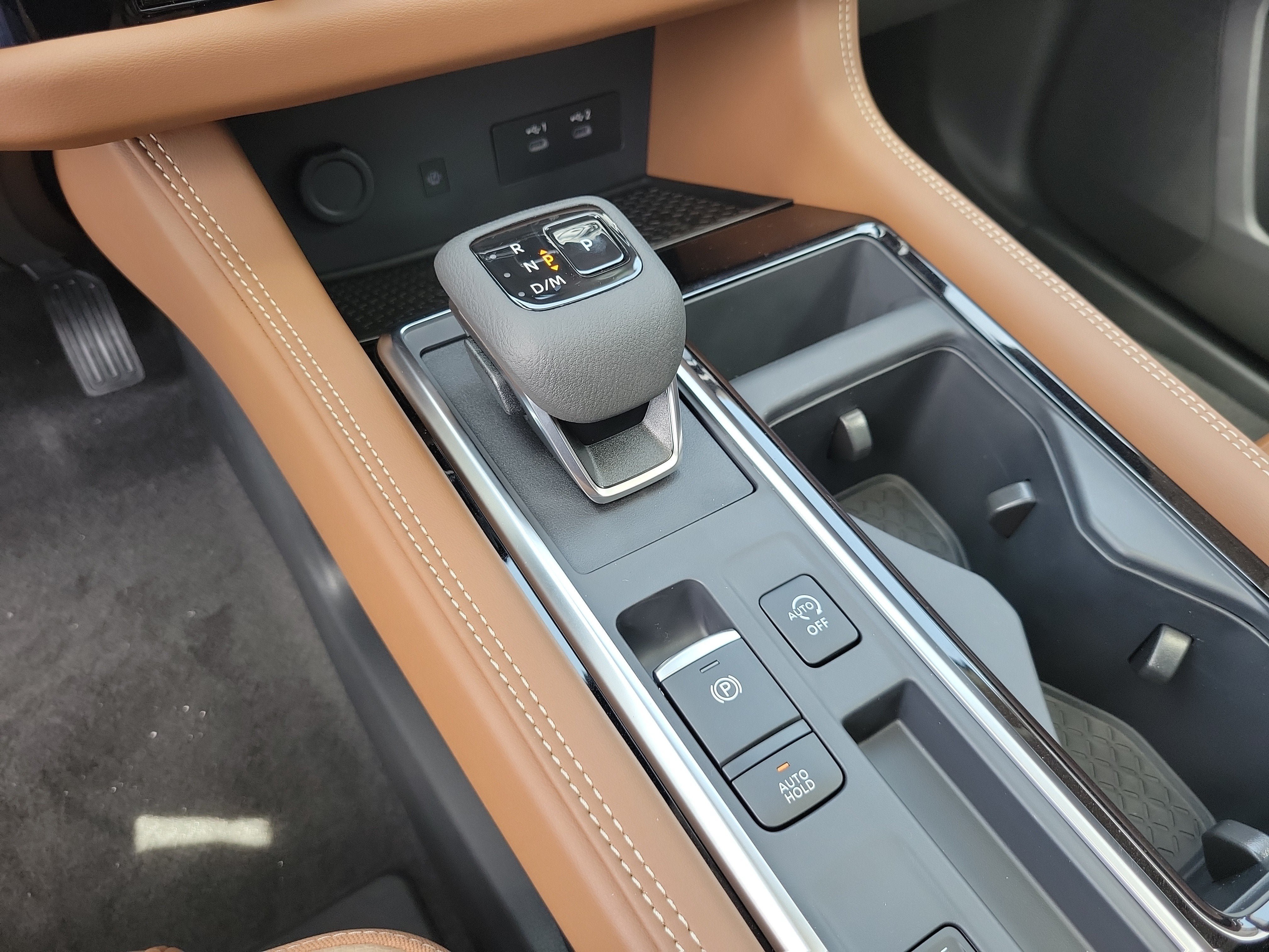 New 2026 Nissan Pathfinder Platinum FWD image 18