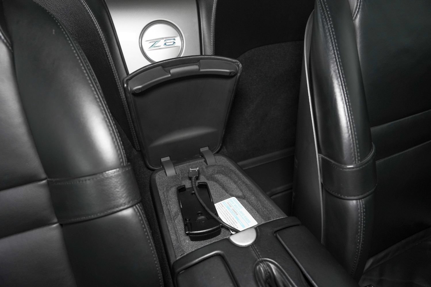 Used 2001 BMW Z8 RWD image 36