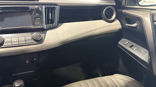 Used 2016 Toyota RAV4 XLE image 18