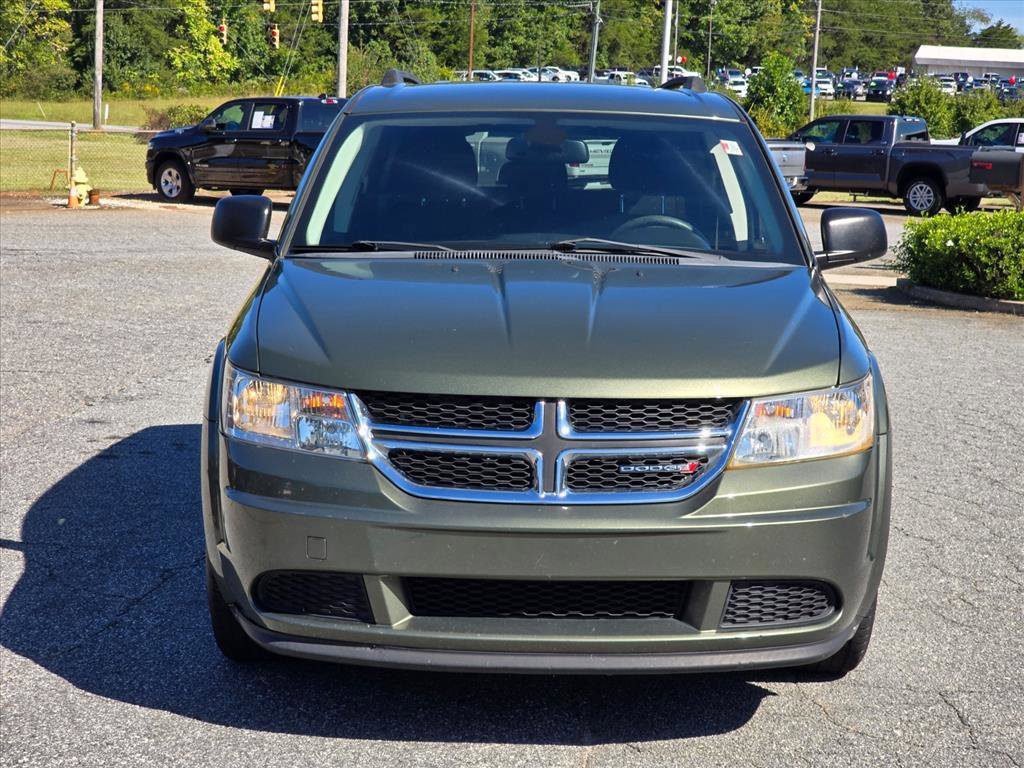 Used 2019 Dodge Journey SE FWD image 3