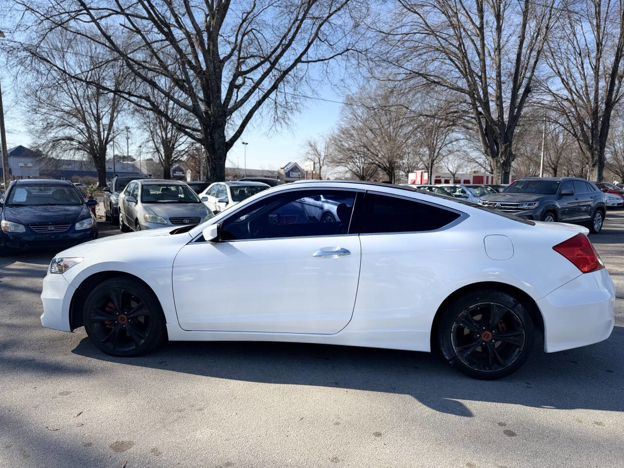 Used 2011 Honda Accord EX-L image 8