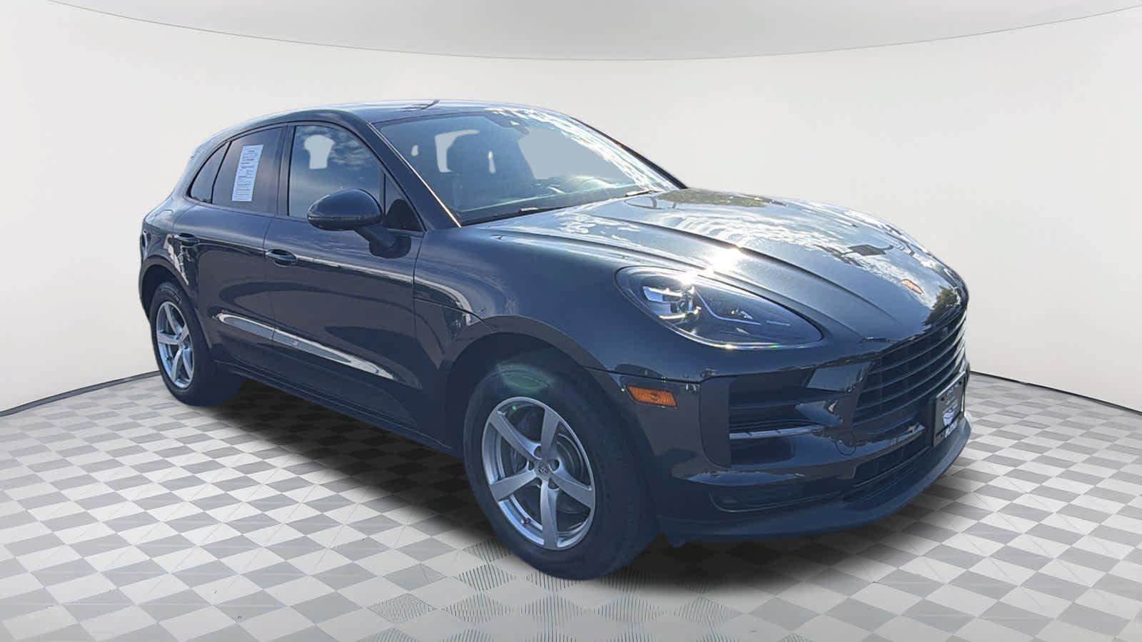 Used 2020 Porsche Macan AWD/4WD image 3