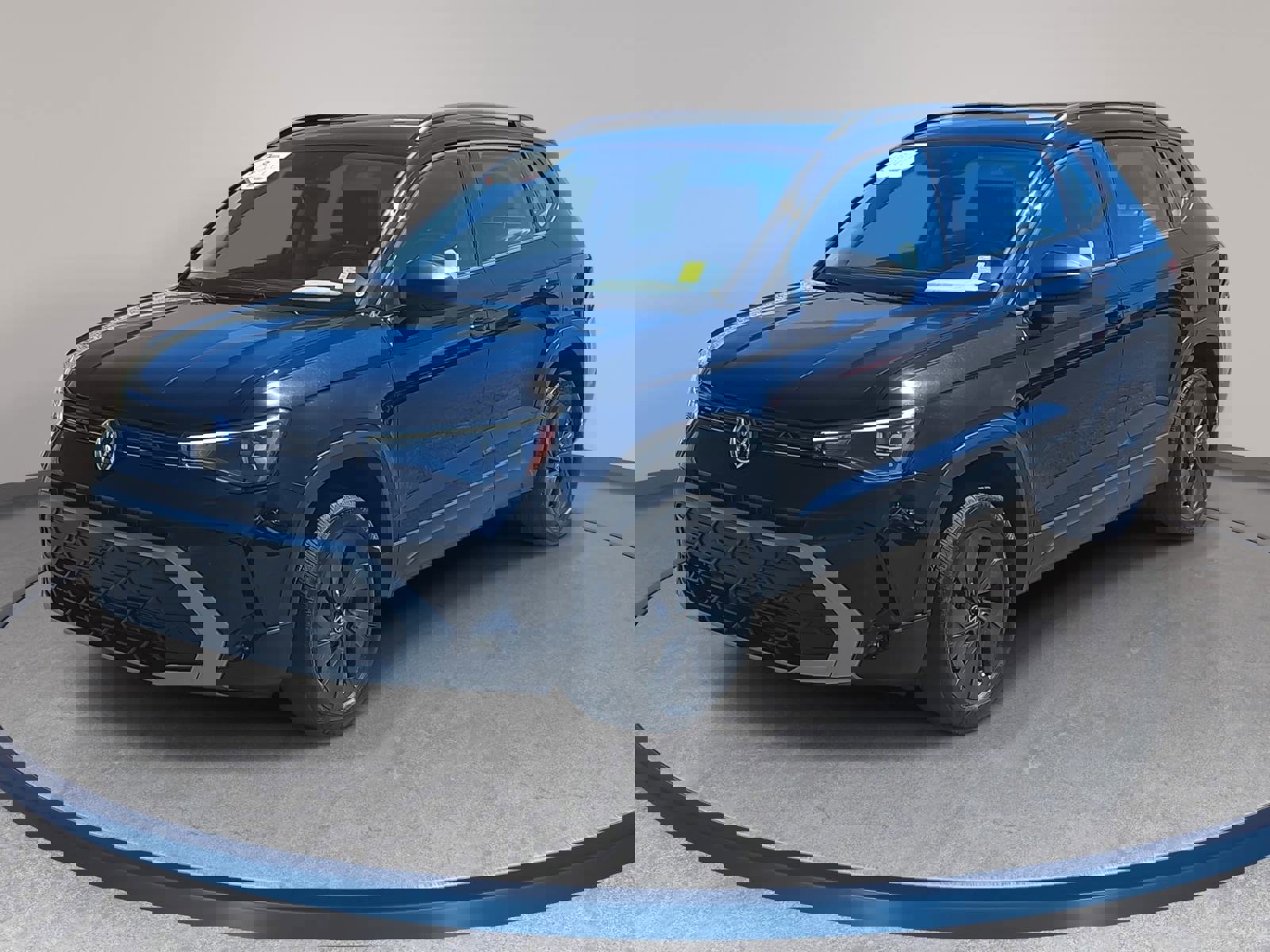 Used 2025 Volkswagen Taos S FWD image 1