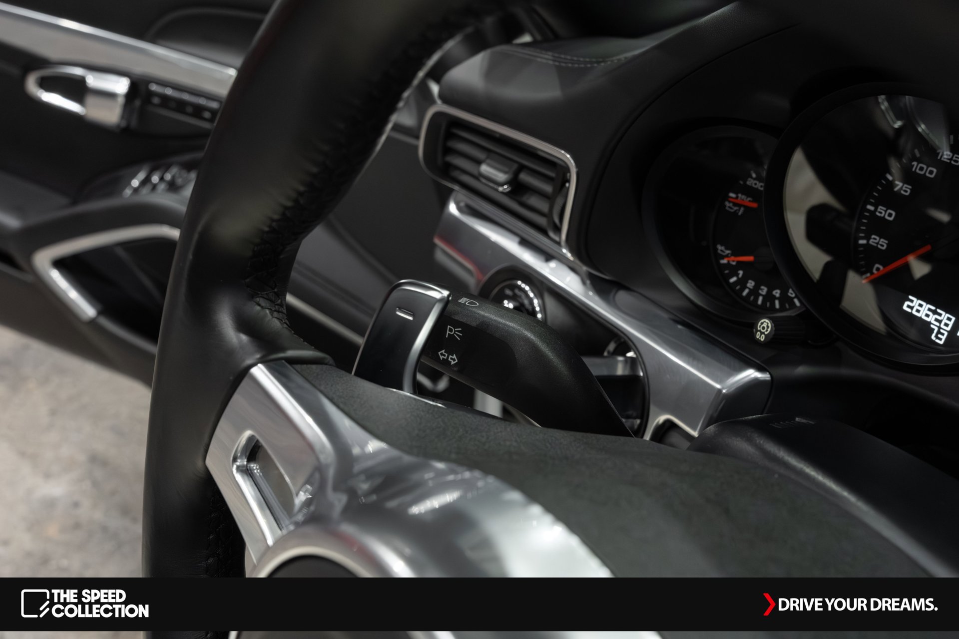 Used 2014 Porsche 911 Targa 4S image 25