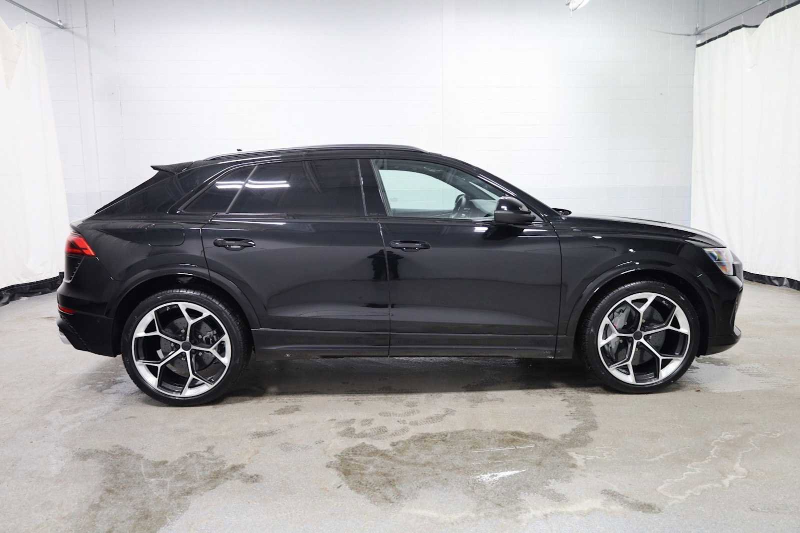 New 2026 Audi RS Q8 performance AWD/4WD image 10