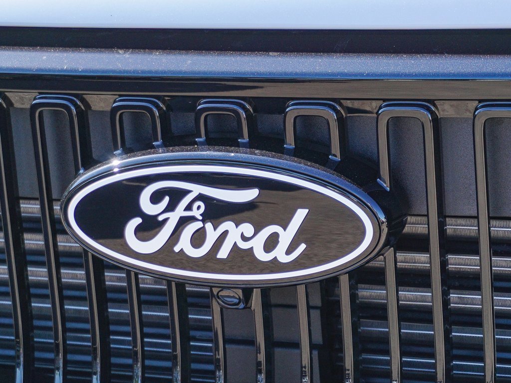 New 2025 Ford Maverick Lobo image 4