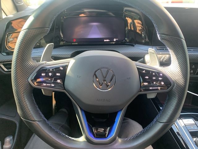 Used 2023 Volkswagen Golf R image 10