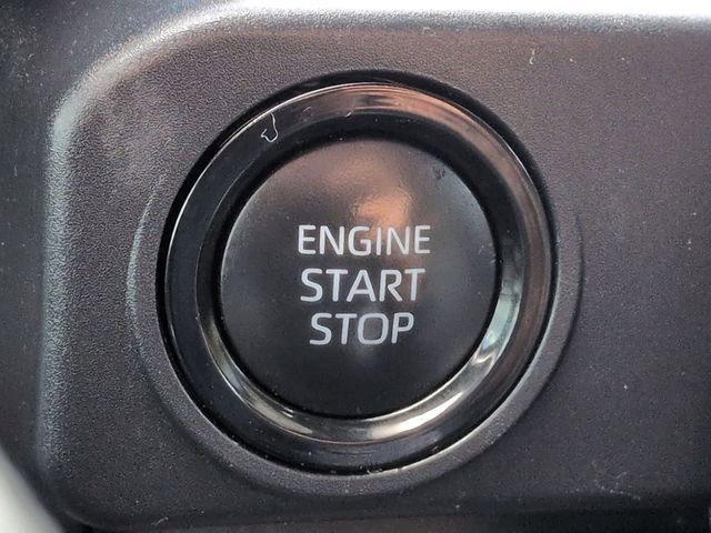 Certified 2024 Toyota Tacoma SR5 AWD/4WD image 20