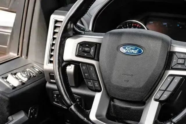 Used 2017 Ford F250 Platinum w/ Platinum Ultimate Package AWD/4WD image 23