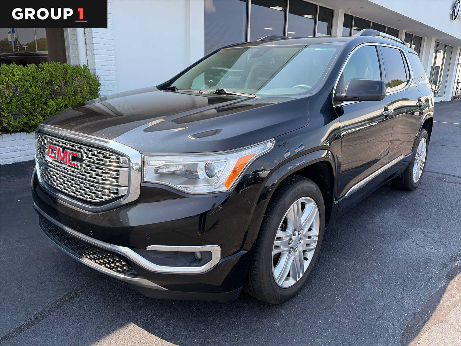Used 2017 GMC Acadia Denali w/ LPO, Floor Liner Package AWD/4WD video 1