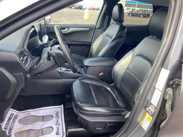 Used 2023 Ford Escape Platinum AWD/4WD image 15