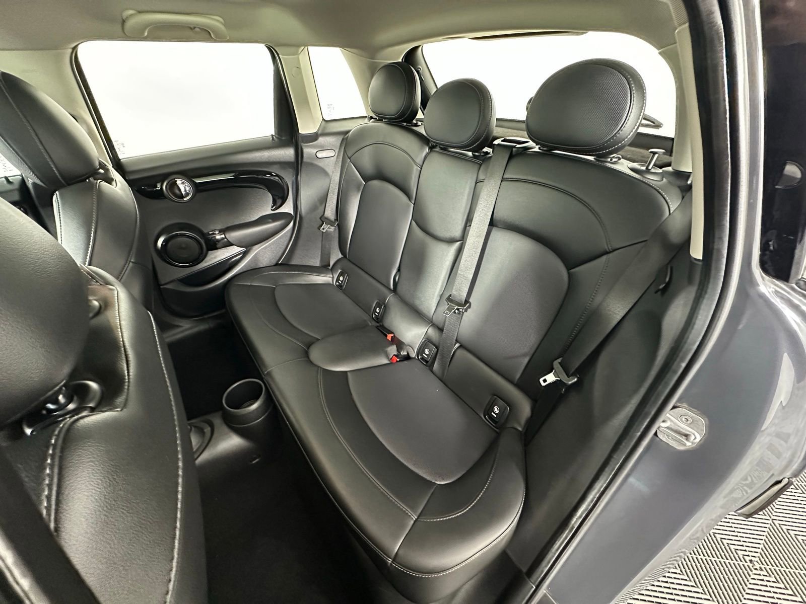 Used 2019 MINI Cooper S w/ Storage Package image 29