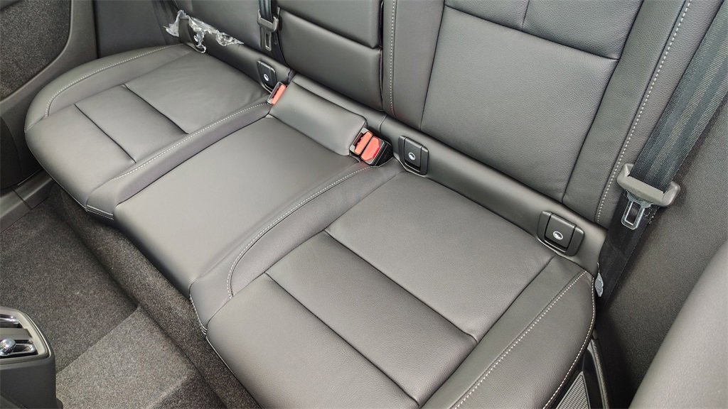 New 2026 Volvo XC40 B5 Ultra w/ Climate Package image 29