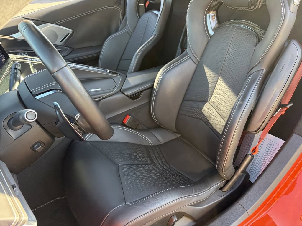 Used 2021 Chevrolet Corvette Stingray Premium Conv w/ Z51 Performance Package RWD image 19