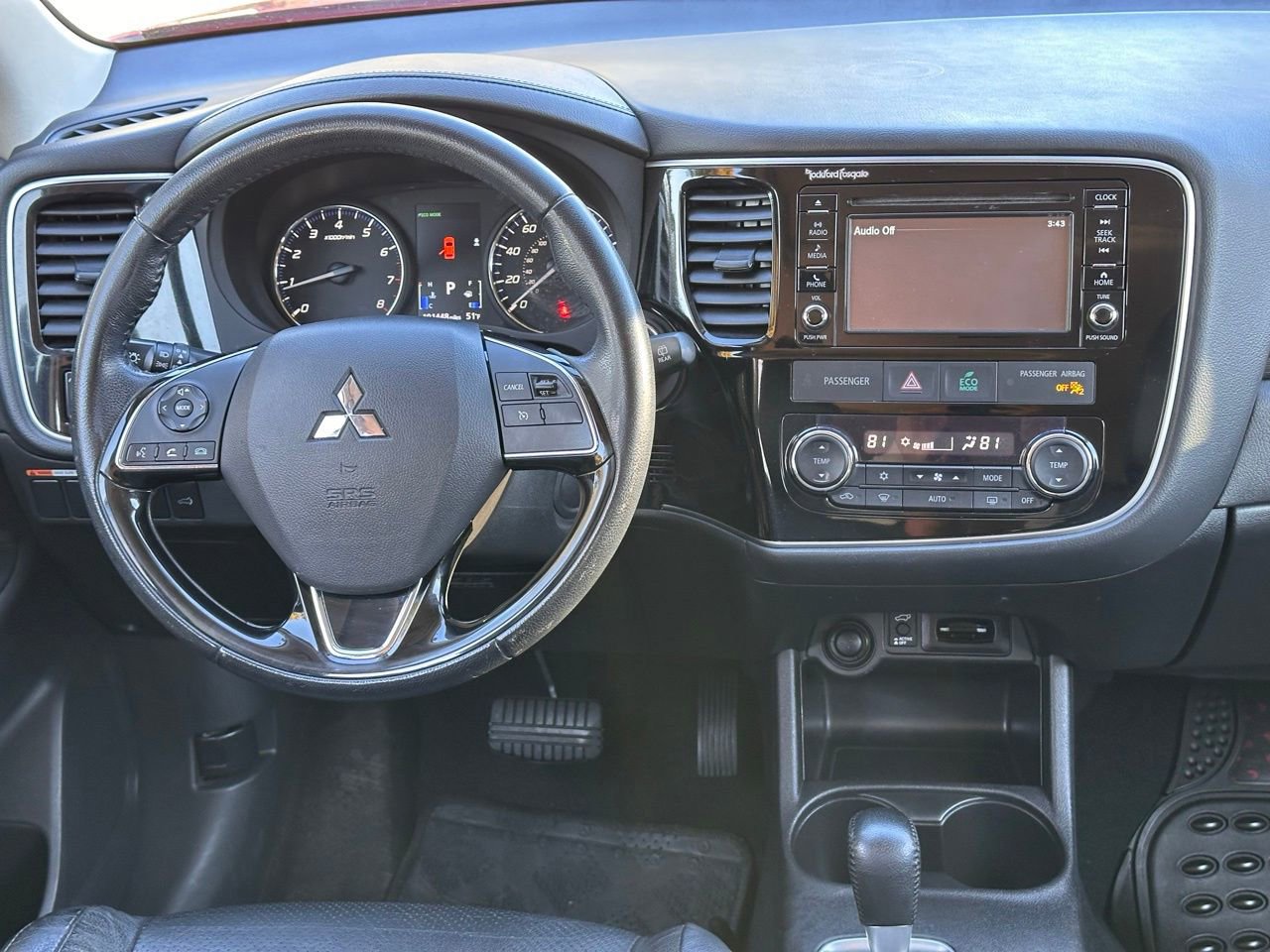 Used 2016 Mitsubishi Outlander SEL image 22