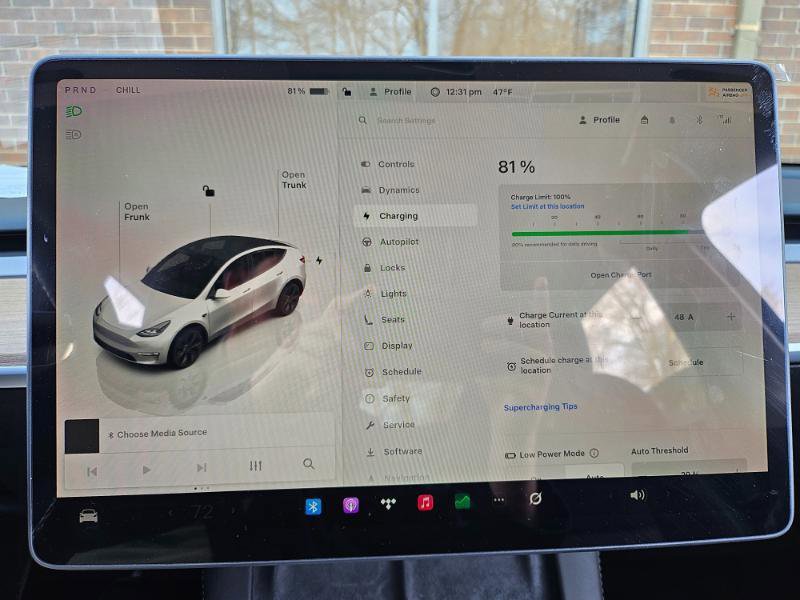 Used 2025 Tesla Model Y Long Range image 45