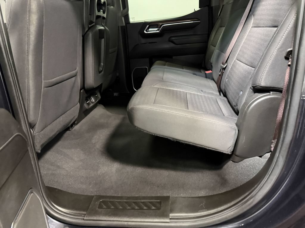Used 2023 Chevrolet Silverado 1500 LT AWD/4WD image 48