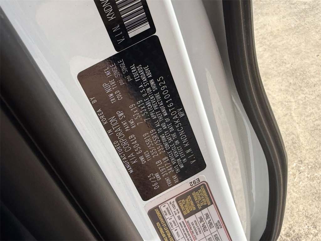 New 2026 Kia Carnival EX image 34