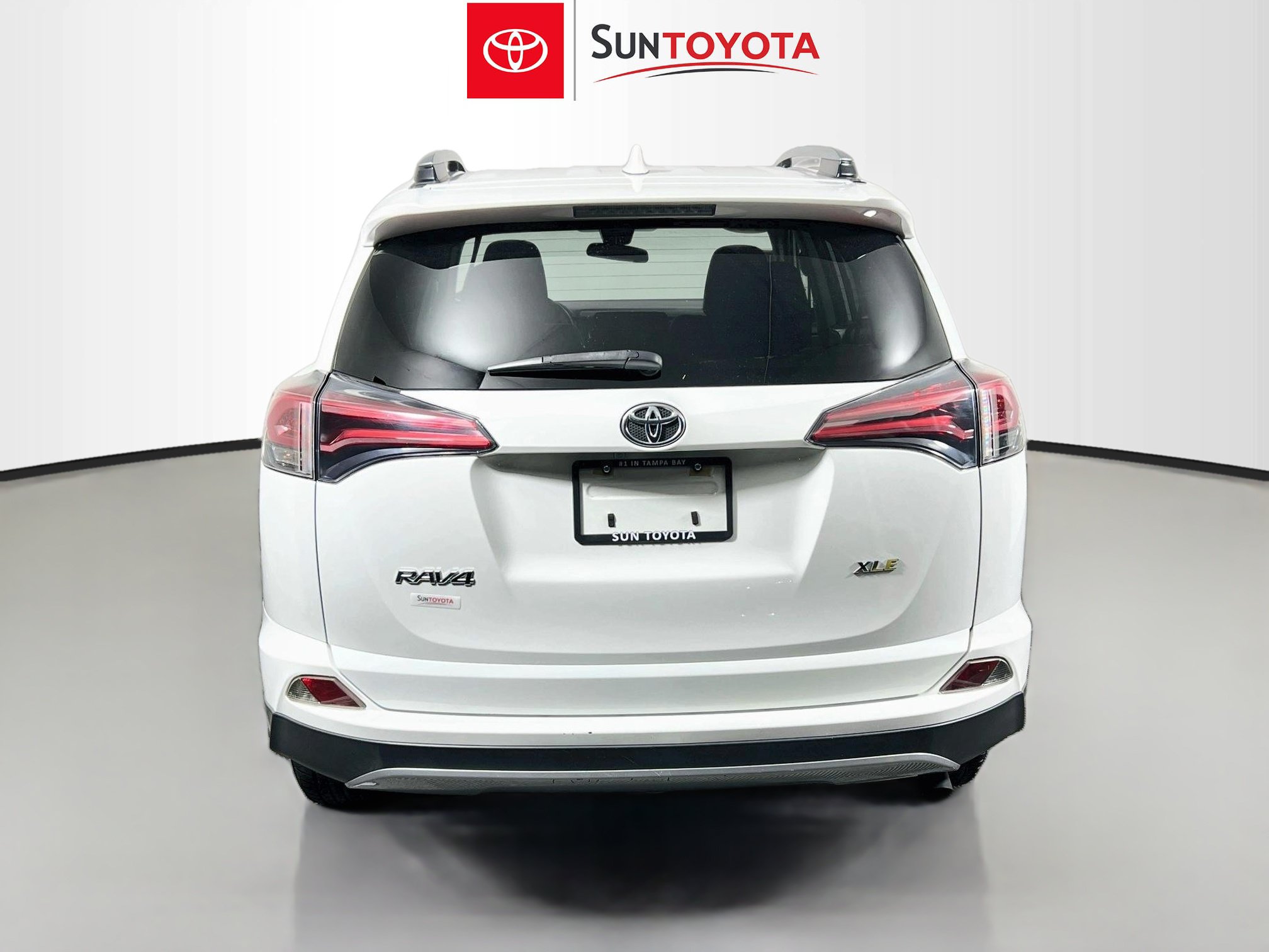 Used 2018 Toyota RAV4 XLE FWD image 5