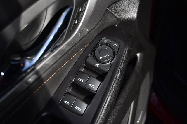 Used 2020 Chevrolet Traverse RS image 9