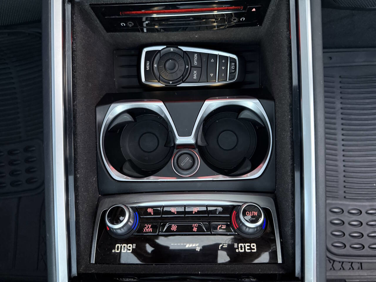 Used 2016 BMW 750i xDrive image 34