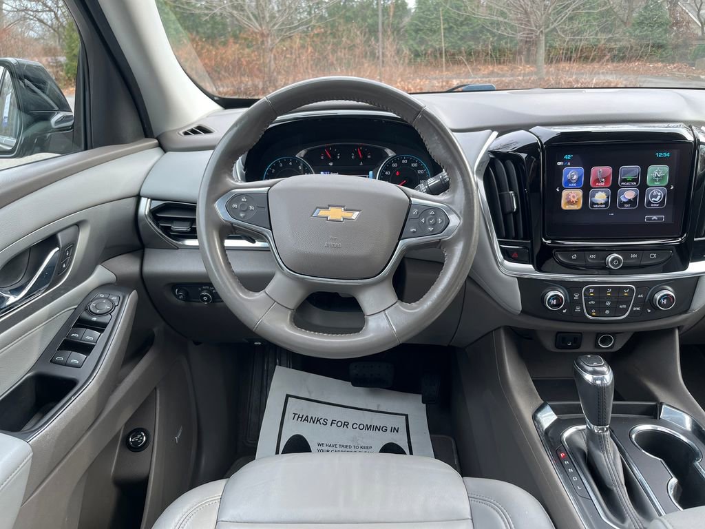 Used 2018 Chevrolet Traverse LT w/ LPO, 'HIT The Road' Package image 23