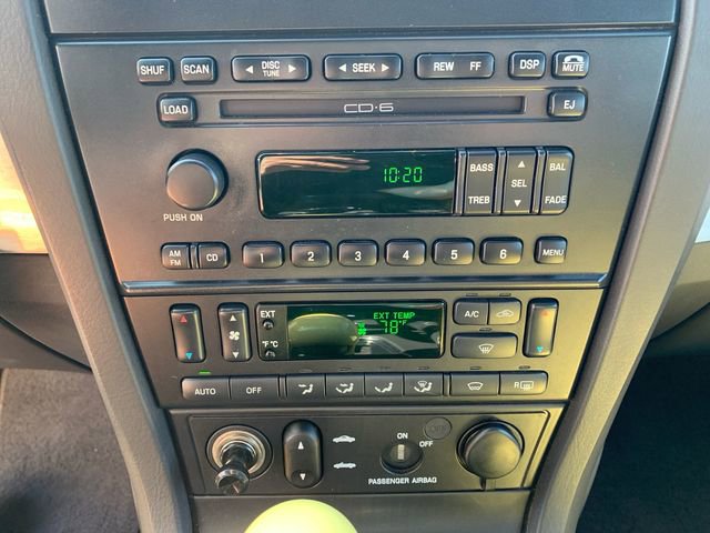 Used 2002 Ford Thunderbird image 21