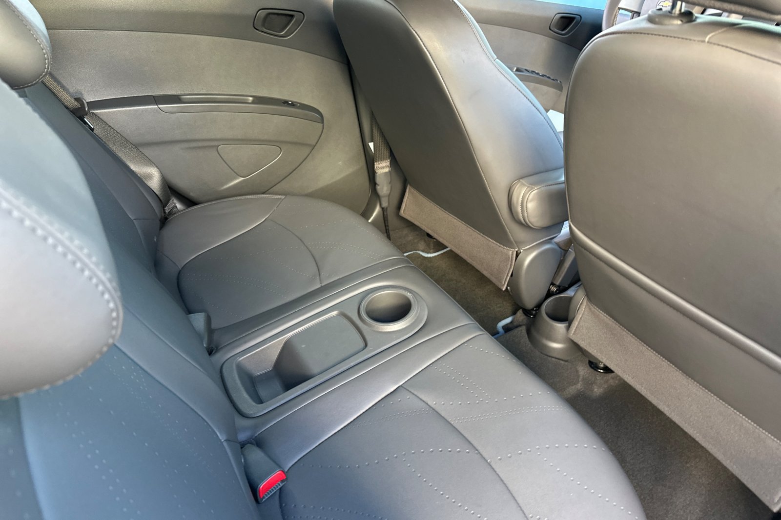 Used 2014 Chevrolet Spark LT FWD image 19