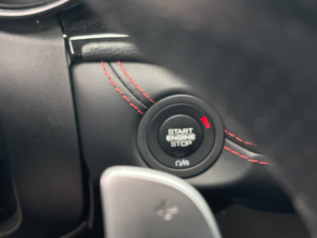Used 2025 Dodge Durango GT AWD/4WD image 16