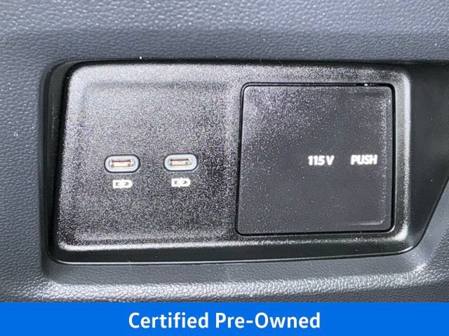 Used 2025 Volkswagen Atlas Cross Sport SE FWD image 17