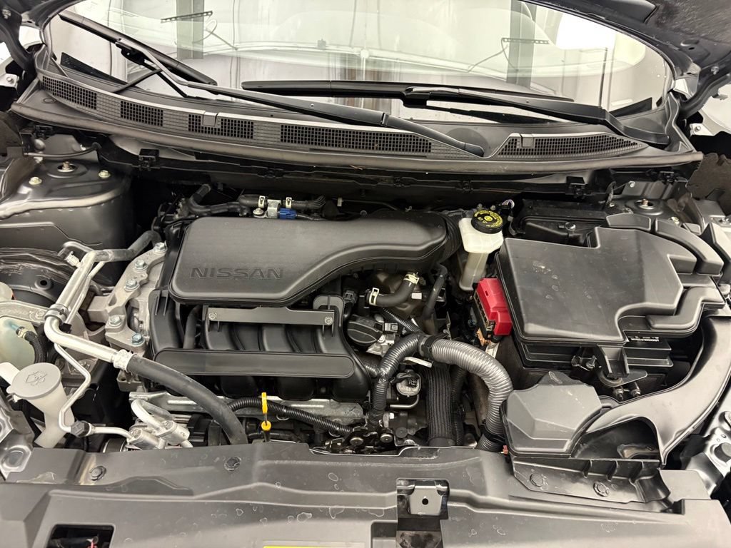 Used 2022 Nissan Rogue Sport SL AWD/4WD image 38