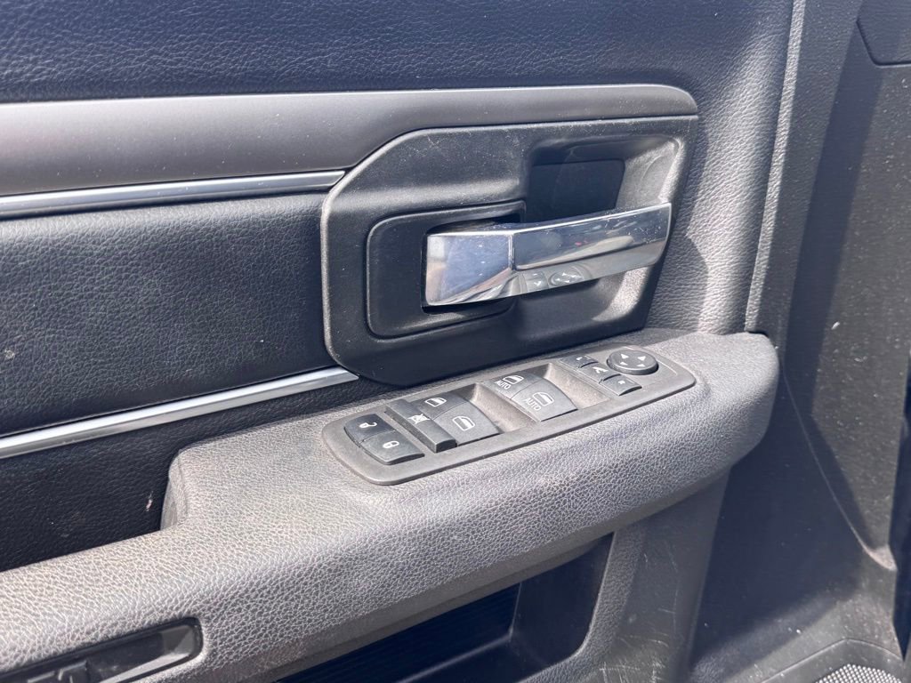 Used 2022 RAM 1500 Classic Warlock AWD/4WD image 10