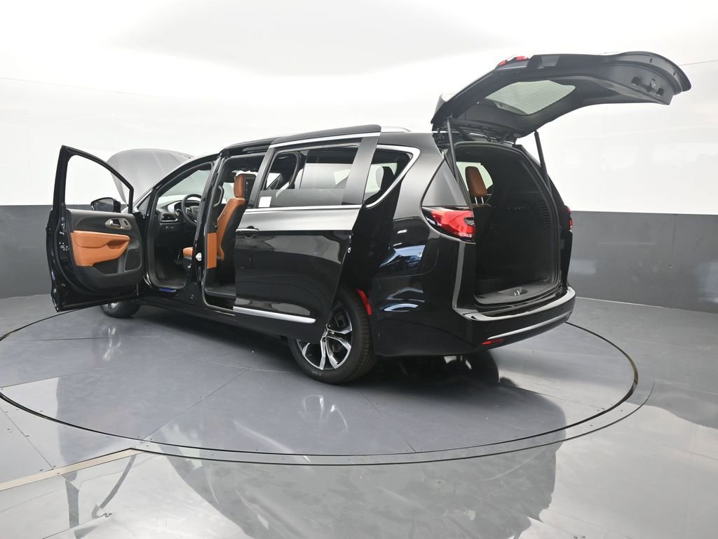 New 2026 Chrysler Pacifica Pinnacle image 82
