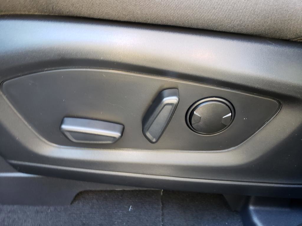New 2026 Ford Explorer Active image 21