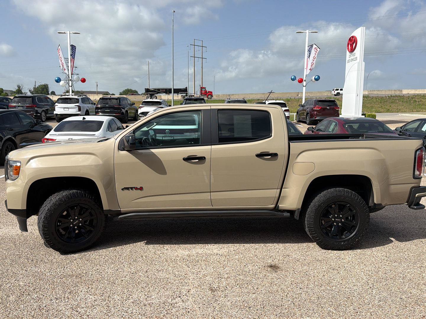 Used 2022 GMC Canyon AT4 AWD/4WD image 6