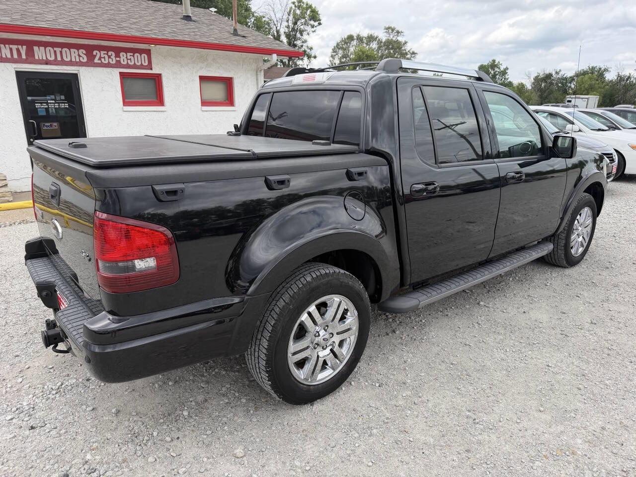 Used 2010 Ford Explorer Sport Trac Limited AWD/4WD image 3
